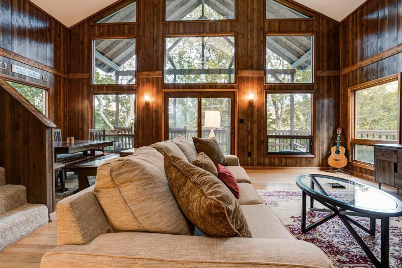Wolf Ridge Retreat Villa Swiss Eksteriør billede