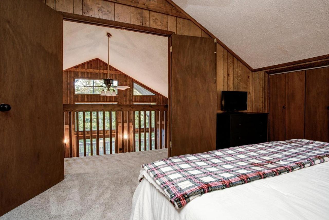 Wolf Ridge Retreat Villa Swiss Eksteriør billede