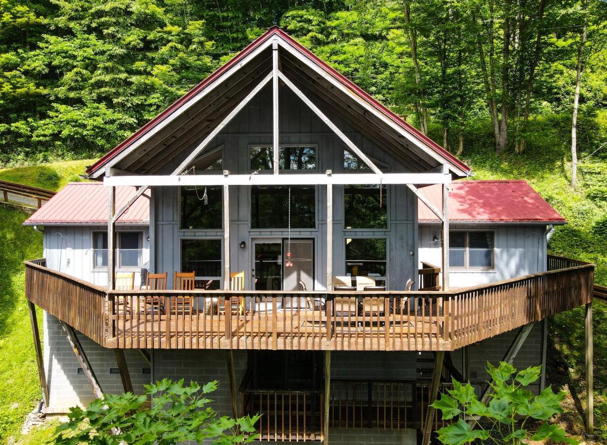 Wolf Ridge Retreat Villa Swiss Eksteriør billede