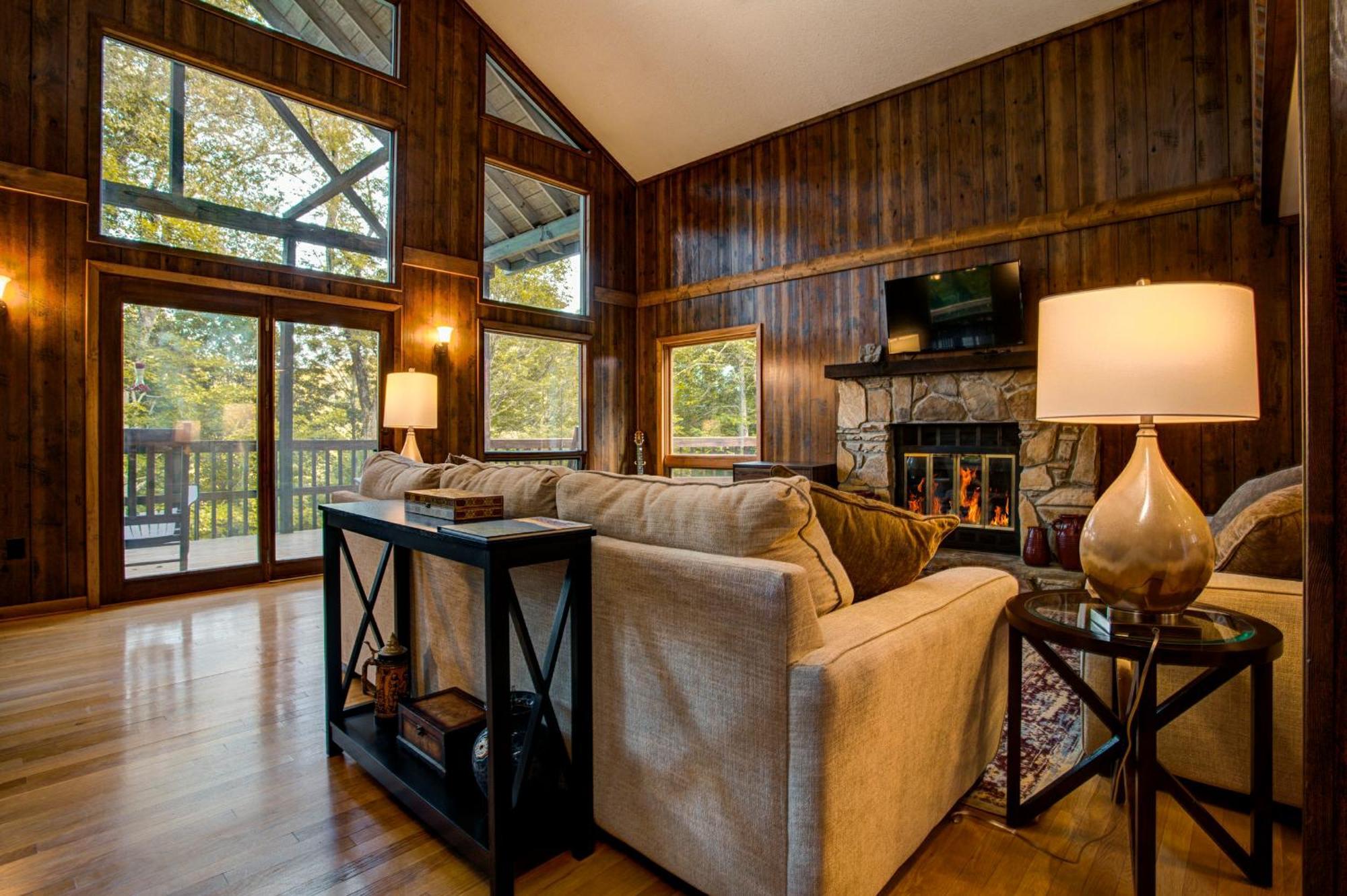 Wolf Ridge Retreat Villa Swiss Eksteriør billede